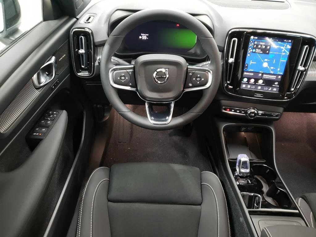 New 2026 Volvo EX40 Ultra AWD/4WD image 10