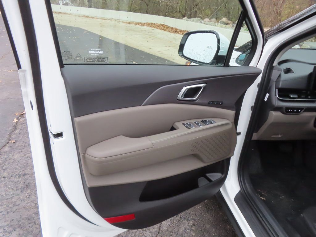 New 2026 Kia Carnival EX image 21