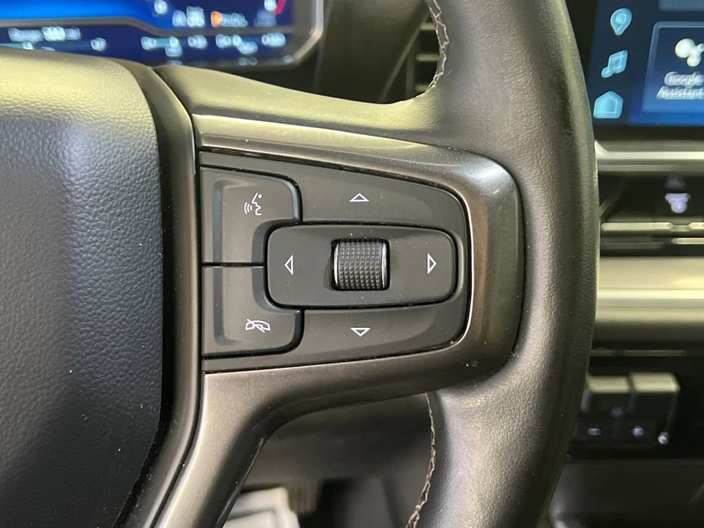 Used 2024 Chevrolet Silverado 2500 High Country w/ Technology Package AWD/4WD image 32