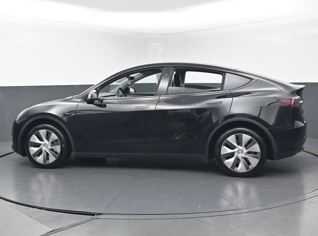 Used 2024 Tesla Model Y Long Range AWD/4WD image 7