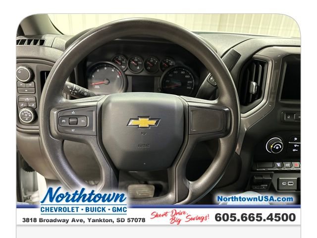 Used 2021 Chevrolet Silverado 2500 Custom w/ Custom Value Package image 14