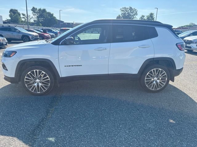 Used 2023 Jeep Compass Limited w/ Elite Group AWD/4WD image 1