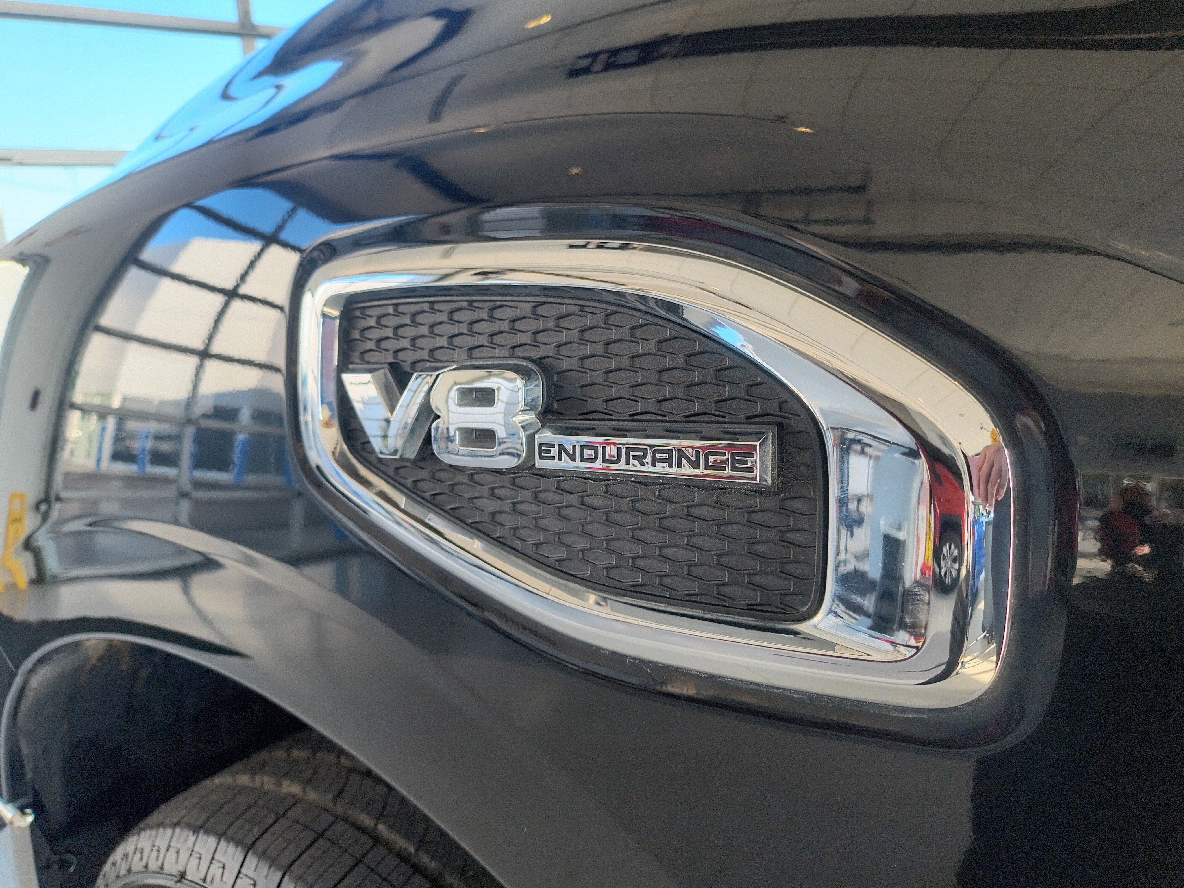 Used 2017 Nissan Titan SL image 30