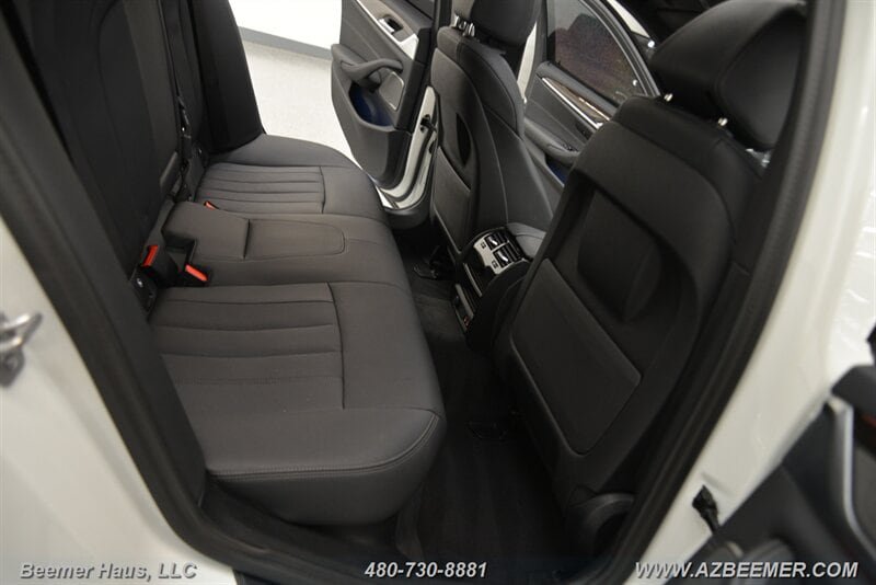 Used 2023 BMW 530e w/ M Sport Package RWD image 27