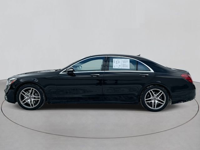 Used 2020 Mercedes-Benz S 560 4MATIC Sedan image 2