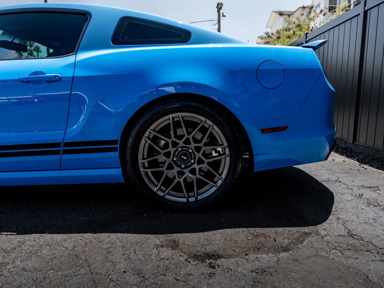 Used 2013 Ford Mustang Shelby GT500 RWD image 33