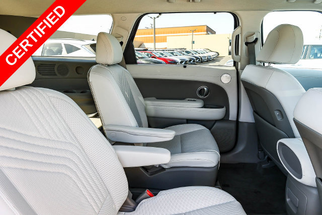 Certified 2026 Hyundai Palisade SEL FWD image 19