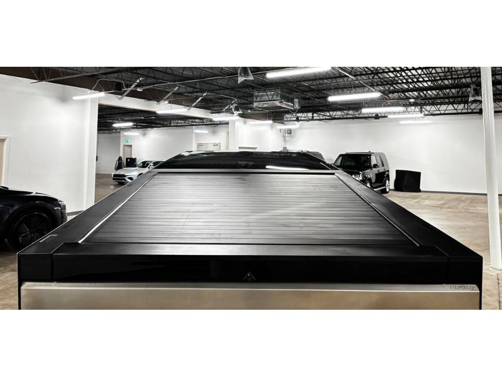 Used 2024 Tesla Cybertruck AWD Crew Cab image 17