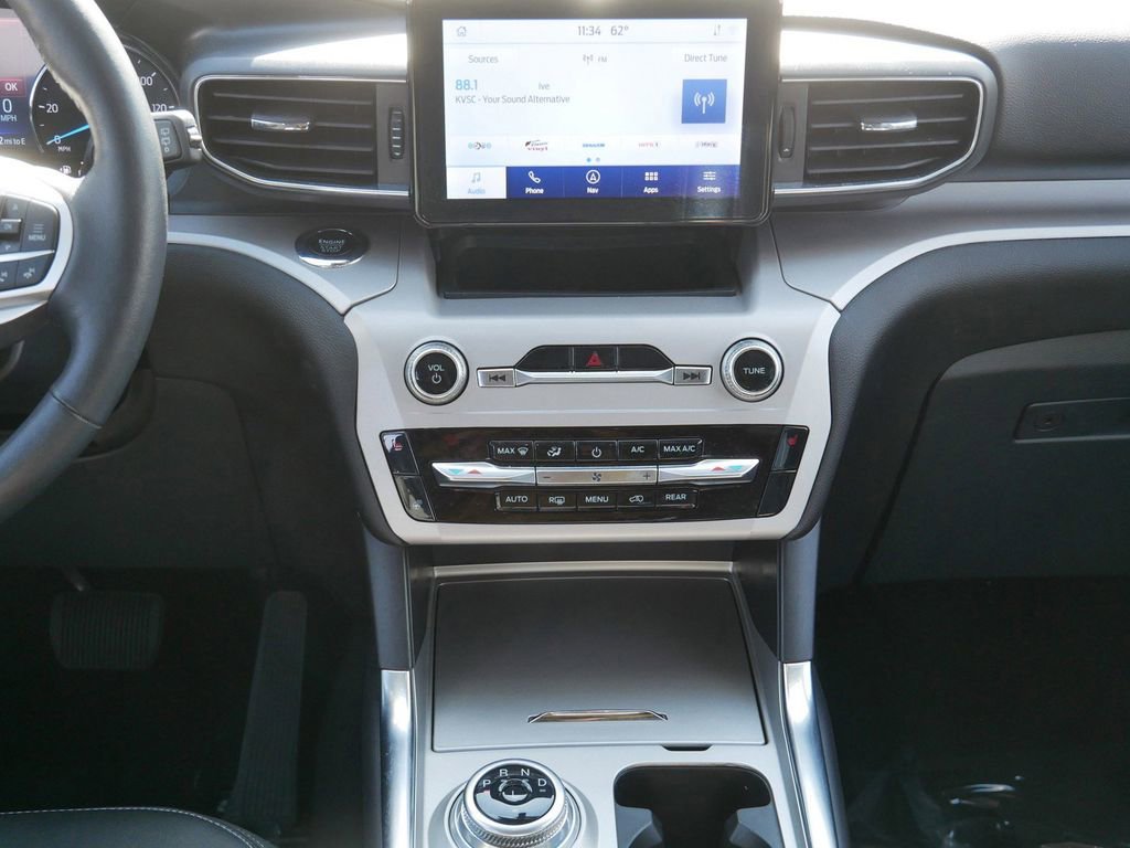 Used 2023 Ford Explorer XLT w/ Equipment Group 202A image 18