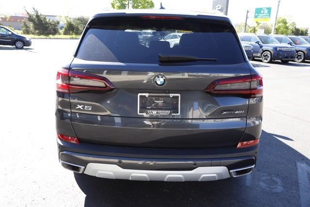 Used 2021 BMW X5 xDrive40i w/ Convenience Package AWD/4WD image 4