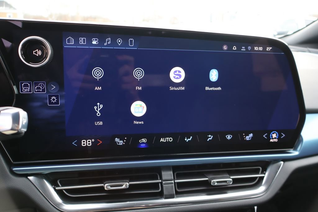 New 2026 Chevrolet Equinox EV LT image 21