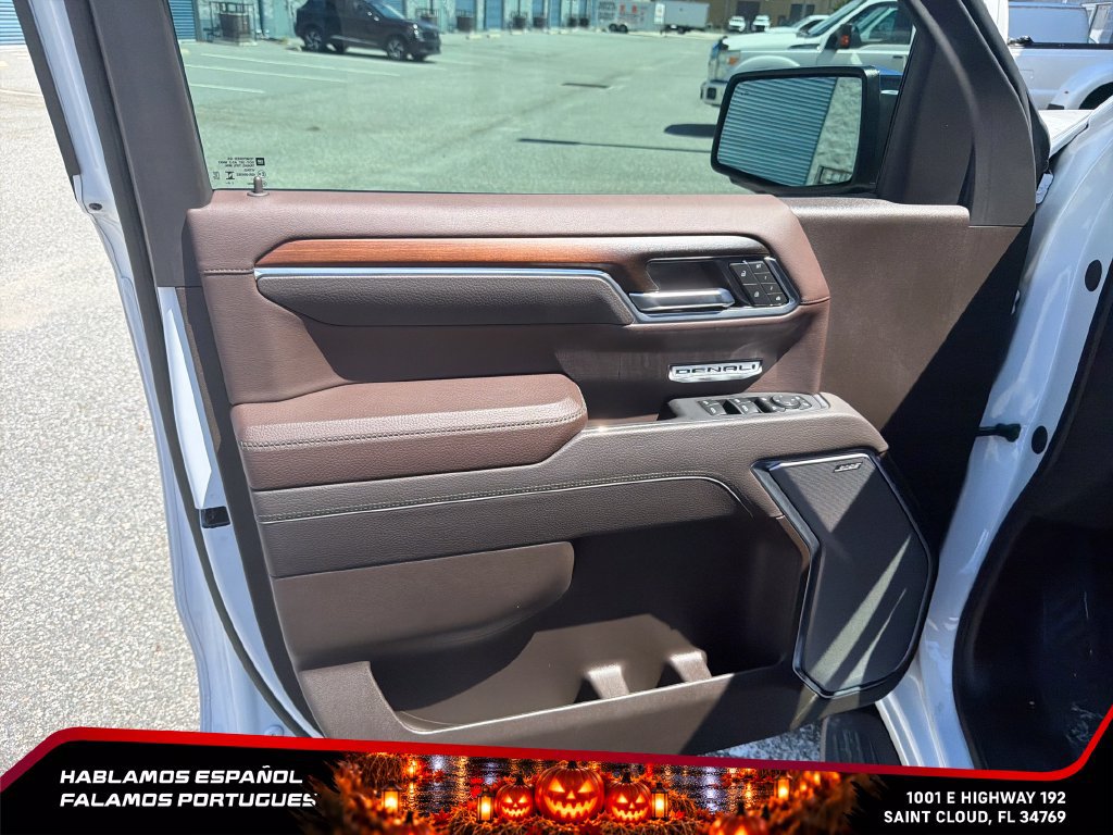 Used 2025 GMC Sierra 1500 Denali w/ LPO, Utility Wall Package AWD/4WD image 12