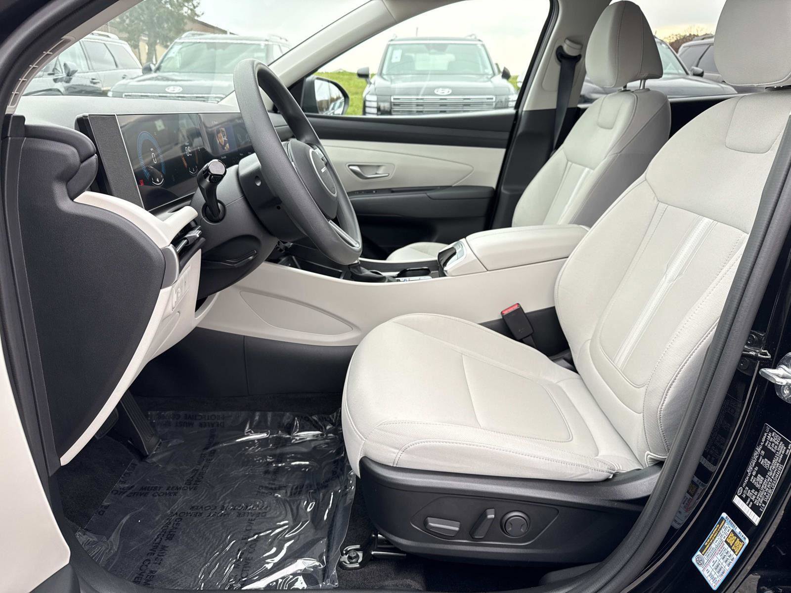 Used 2025 Hyundai Tucson SEL image 23