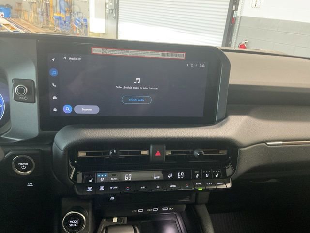 Used 2025 Toyota Land Cruiser w/ Premium Package image 16