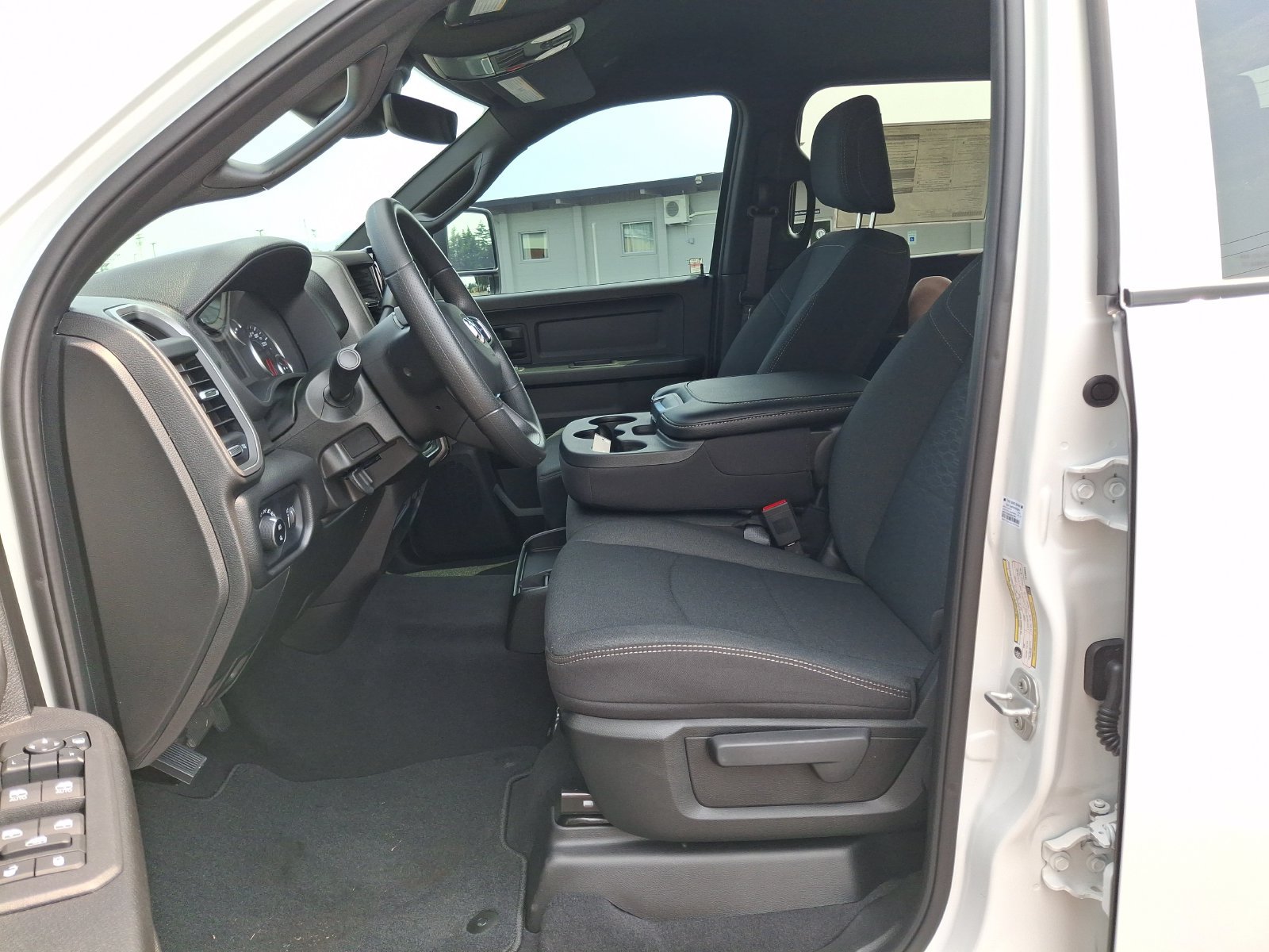 New 2026 RAM 2500 Tradesman AWD/4WD image 17
