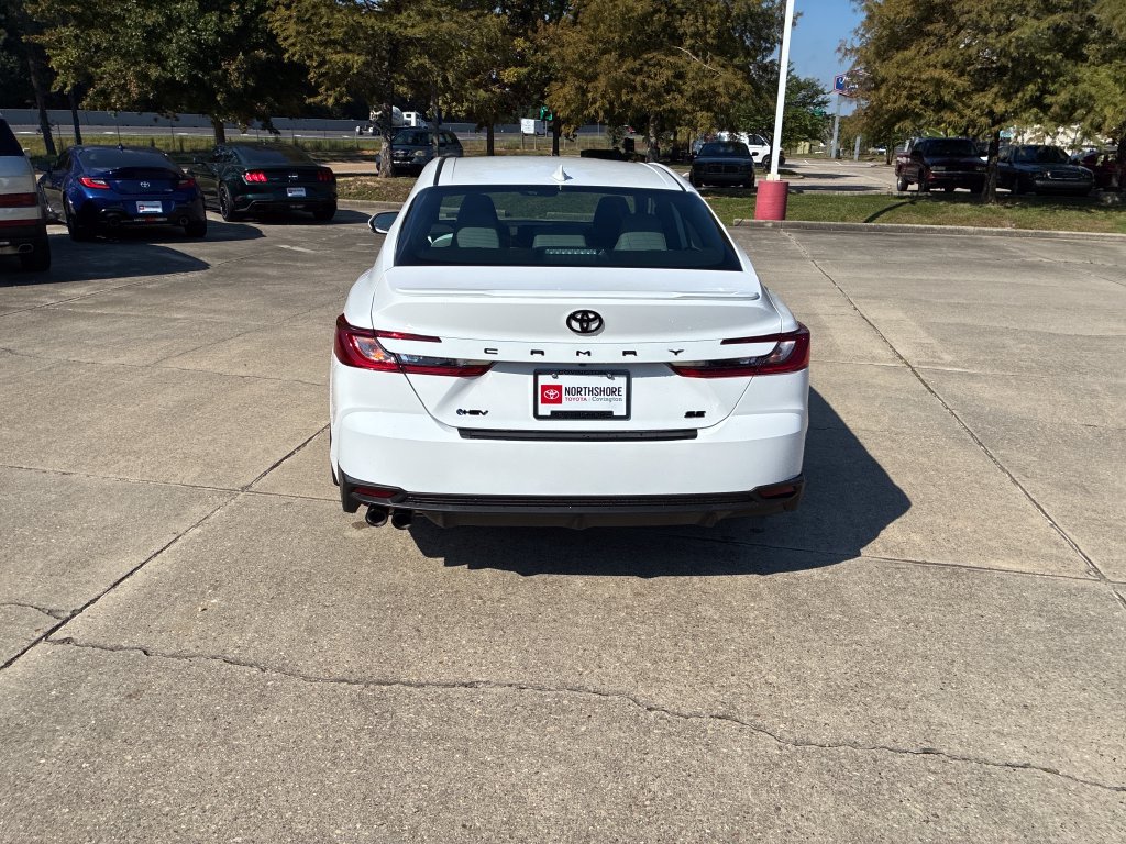 New 2026 Toyota Camry SE FWD image 5
