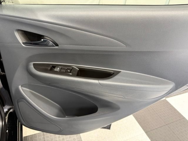 Used 2020 Chevrolet Bolt Premier w/ Infotainment Package FWD image 23