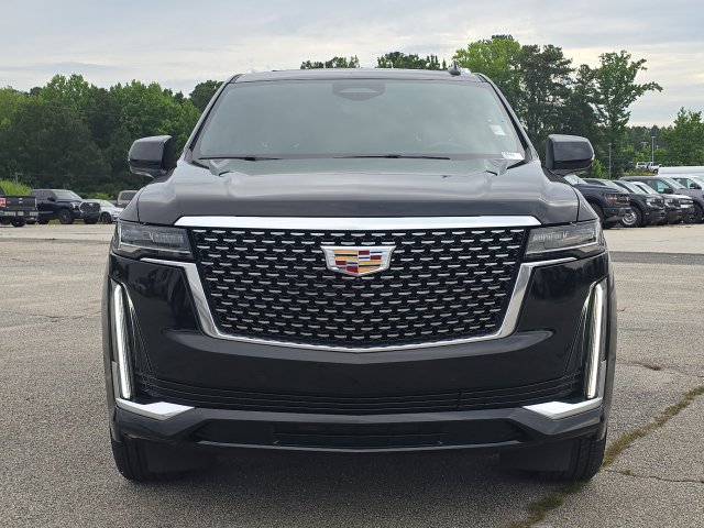 Used 2024 Cadillac Escalade Premium Luxury AWD/4WD image 8