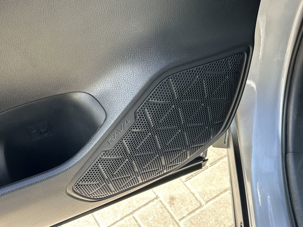 Used 2024 Toyota RAV4 XLE Premium image 20