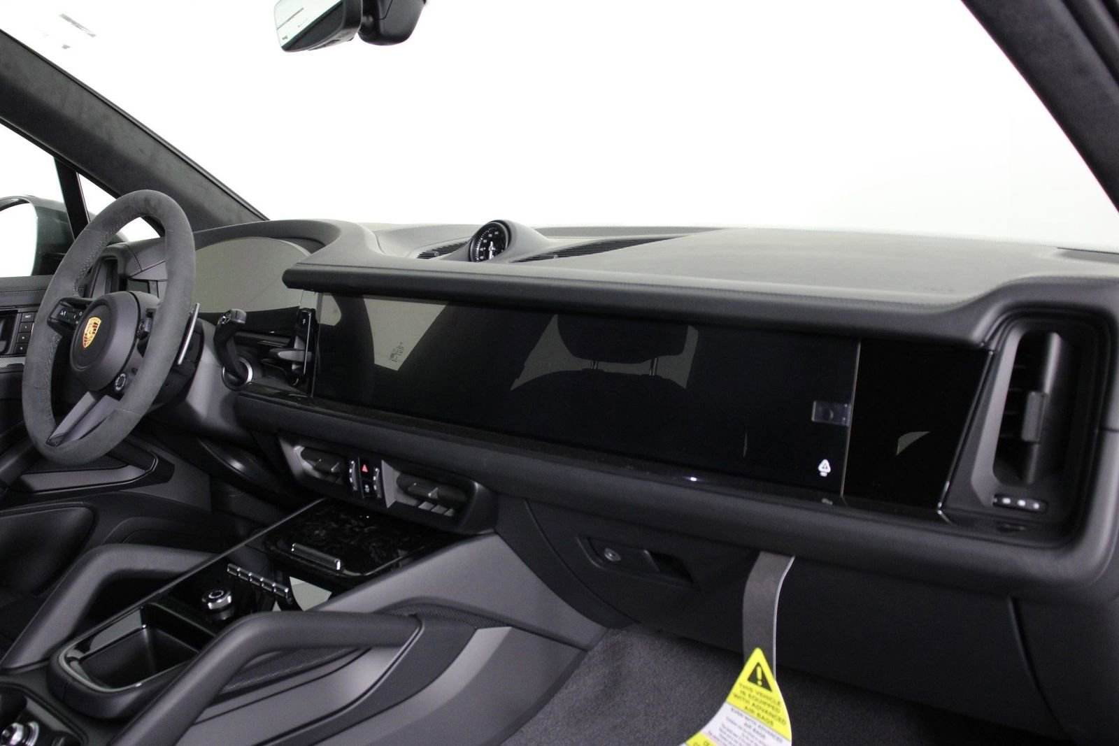 New 2026 Porsche Cayenne GTS AWD/4WD image 15