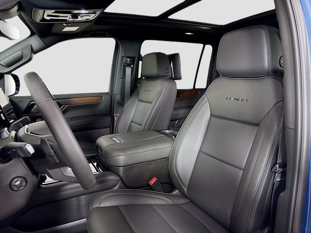New 2026 GMC Yukon XL Denali w/ Denali Reserve Package AWD/4WD image 21