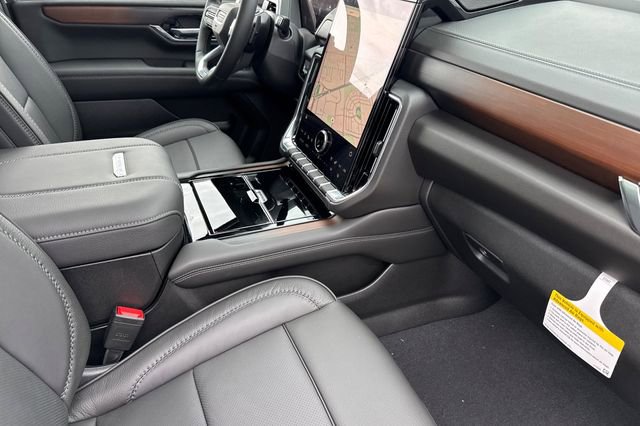 New 2026 GMC Yukon Denali w/ Sun & Power Step Package AWD/4WD image 19