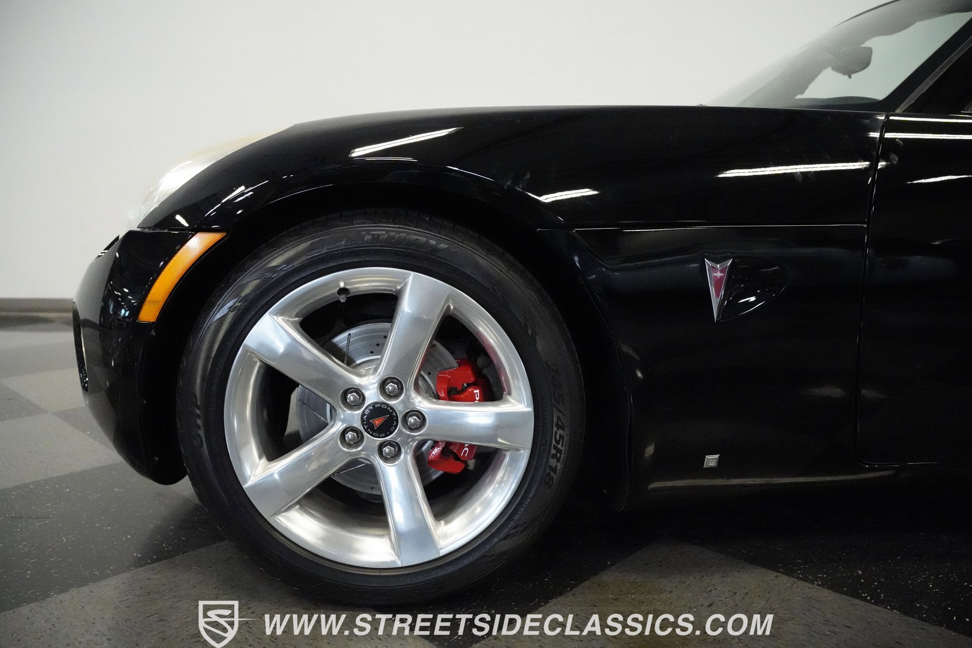 Used 2006 Pontiac Solstice Convertible w/ Premium Package image 28