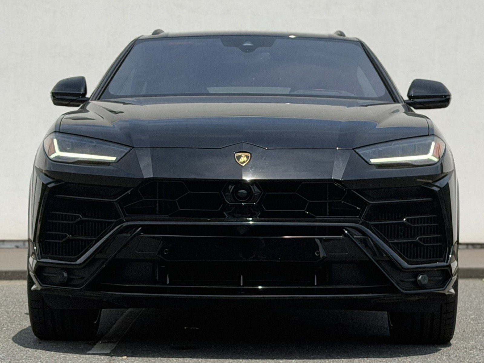 Used 2021 Lamborghini Urus AWD/4WD image 3