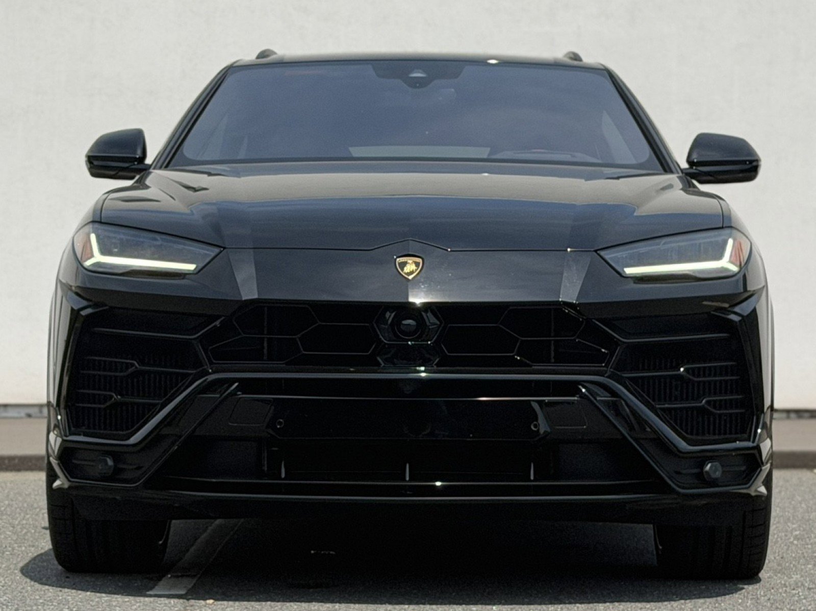 Used 2021 Lamborghini Urus AWD/4WD image 3