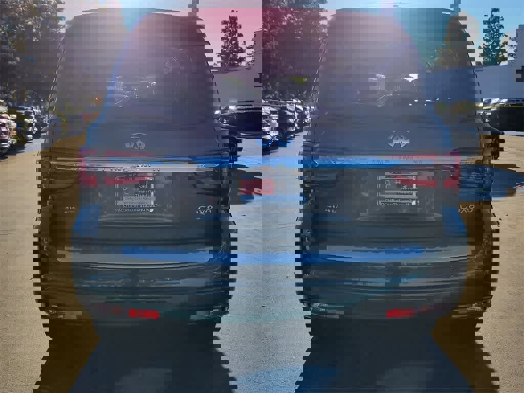 Used 2024 INFINITI QX80 Luxe image 4