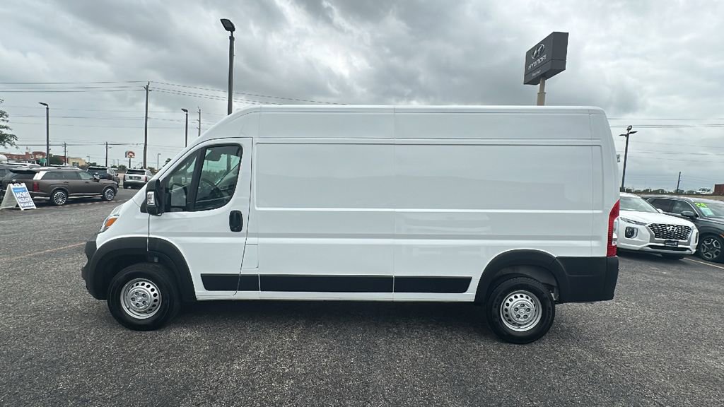 Used 2026 RAM ProMaster 2500 w/ Convenience Group FWD image 11