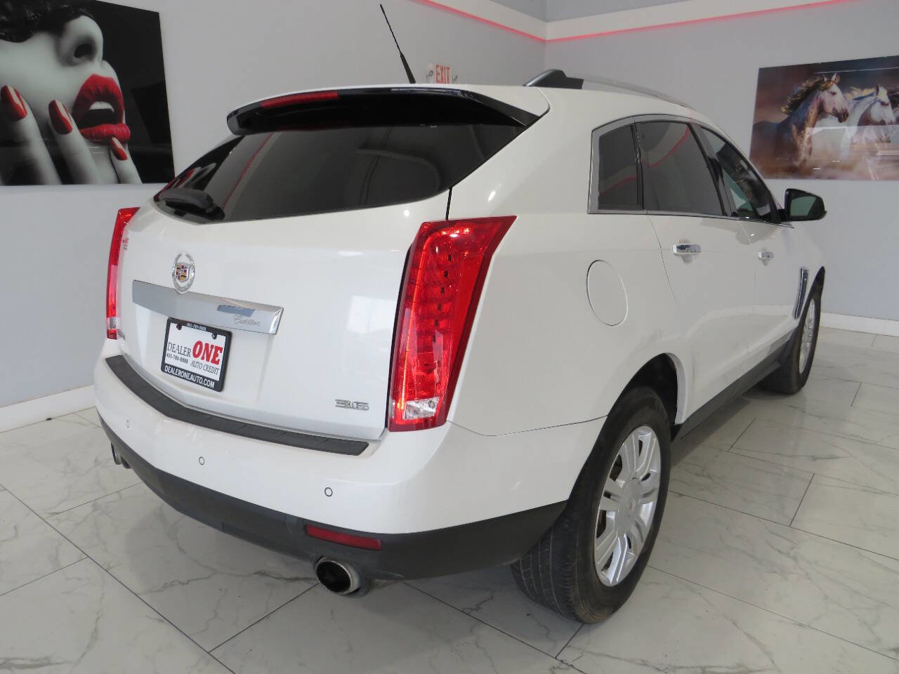 Used 2014 Cadillac SRX Luxury FWD image 4