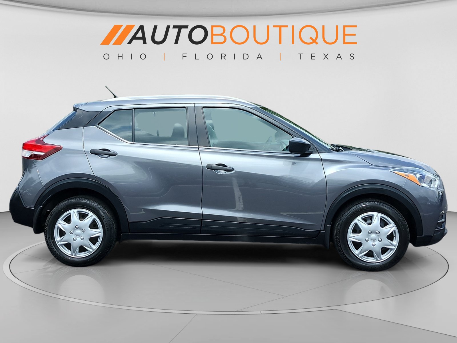 Used 2019 Nissan Kicks S FWD image 6