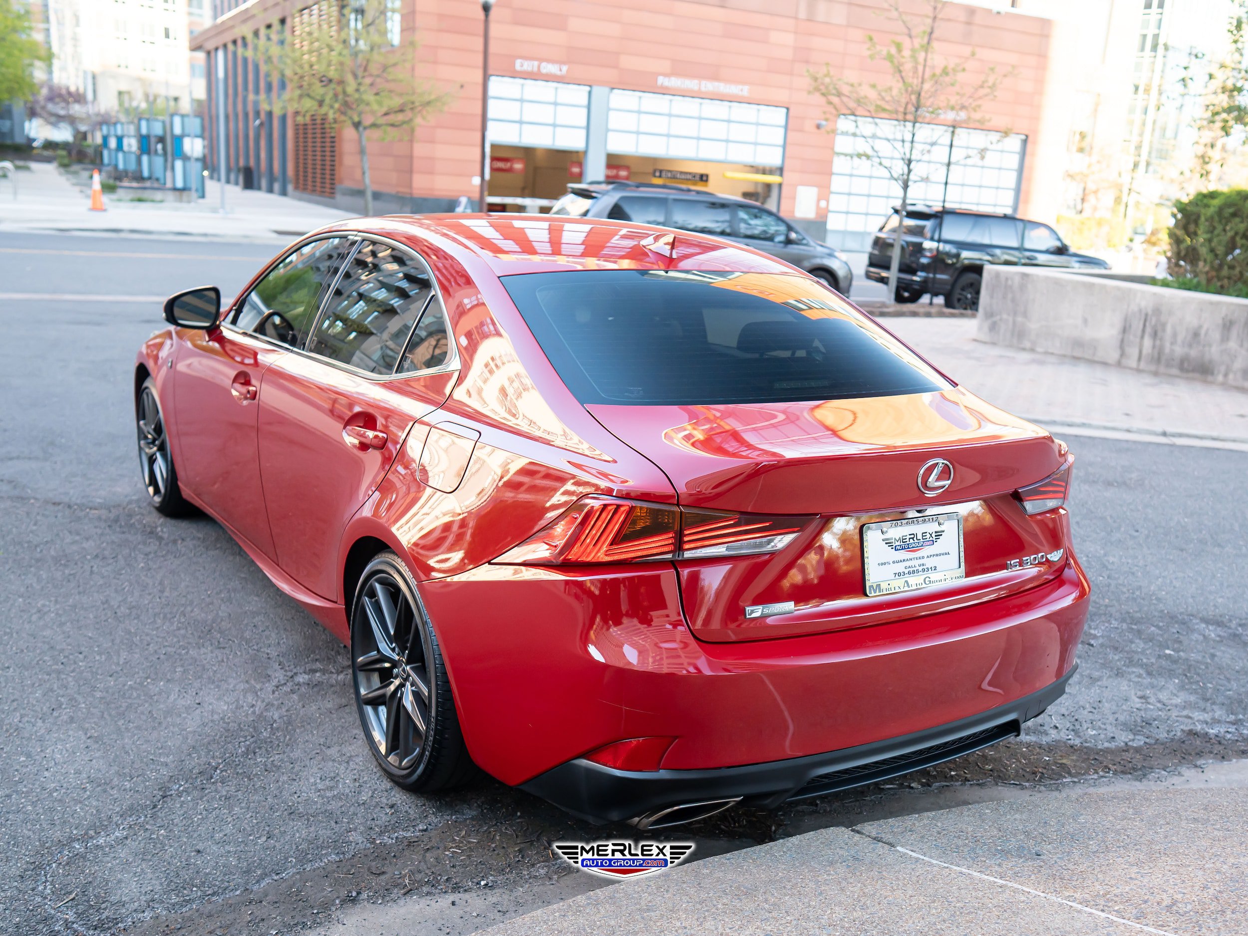 Used 2018 Lexus IS 300 F Sport w/ F Sport Package RWD image 5