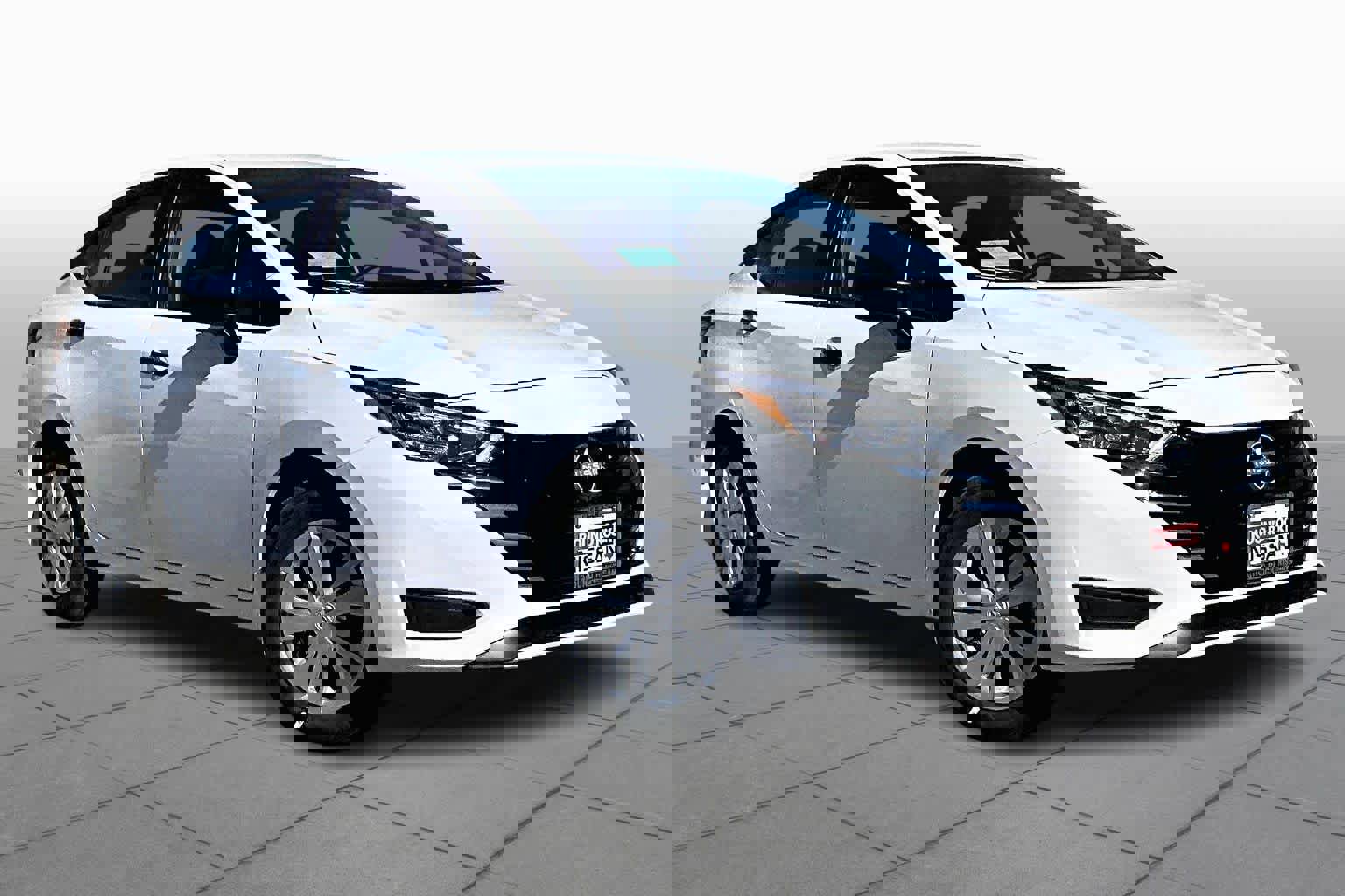 New 2025 Nissan Versa S image 2