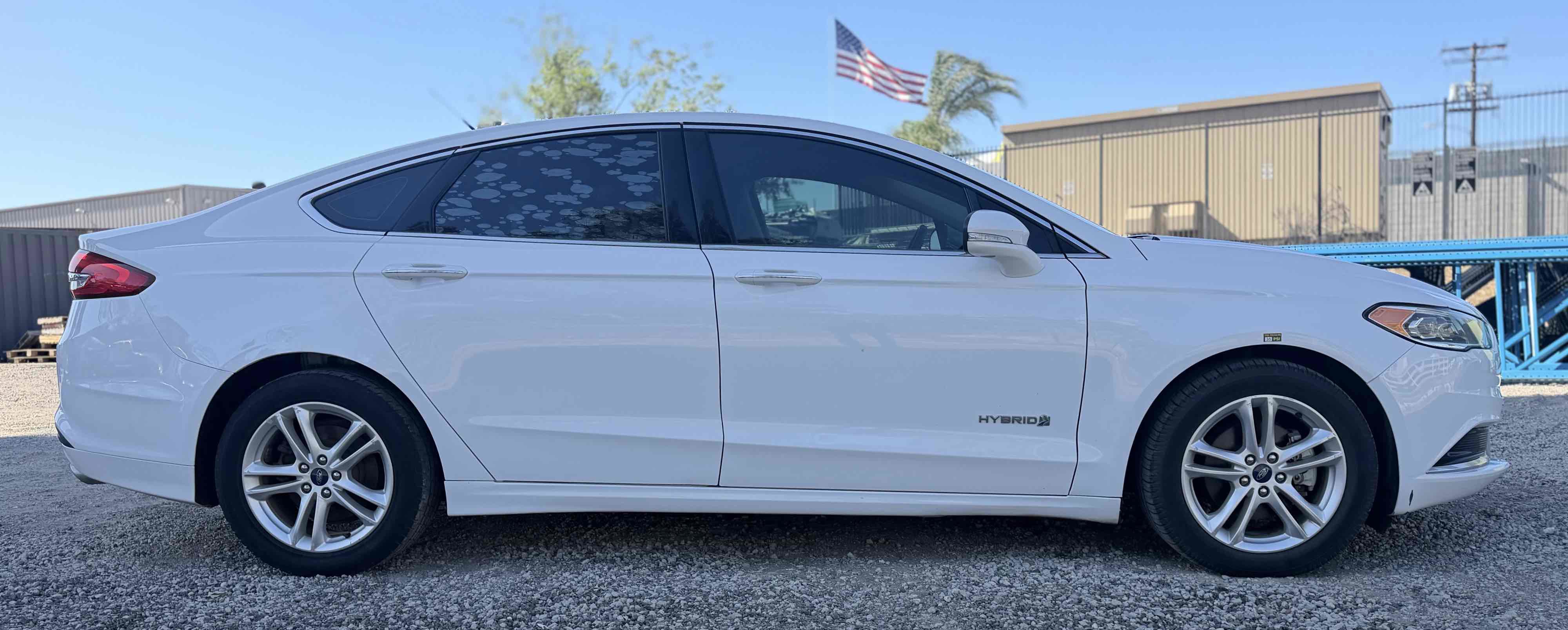 Used 2018 Ford Fusion SE w/ Equipment Group 602A FWD image 11