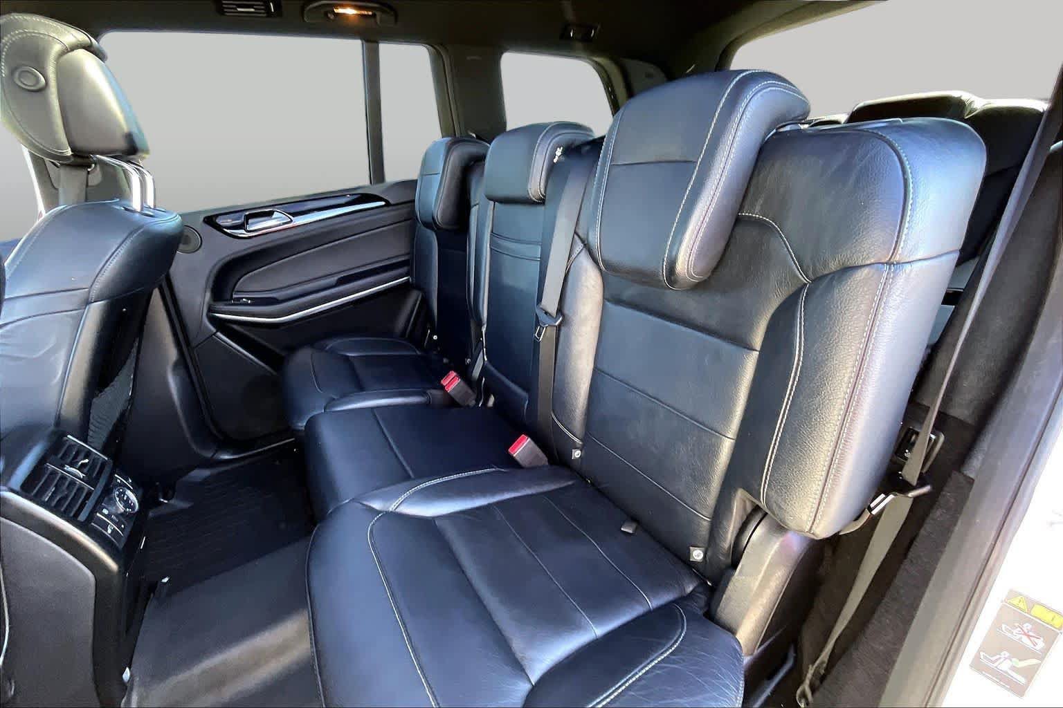 Used 2017 Mercedes-Benz GLS 550 4MATIC image 19