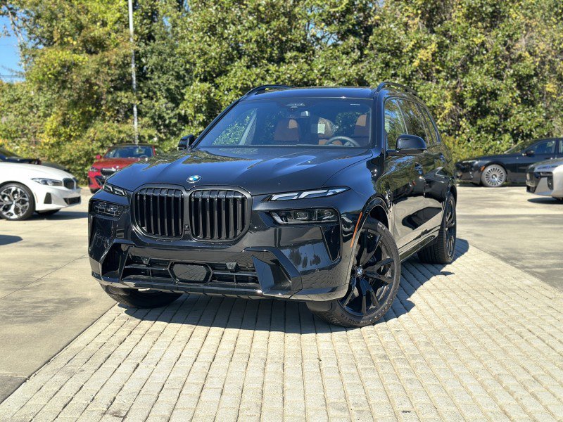 New 2026 BMW X7 xDrive40i w/ M Sport Package