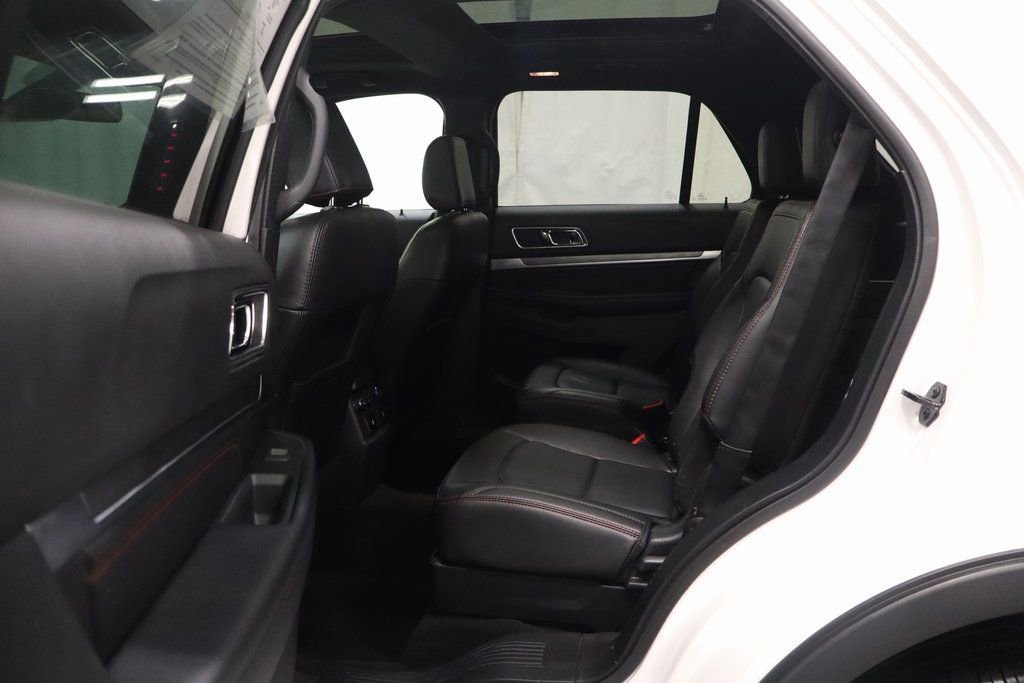 Used 2018 Ford Explorer Sport image 13