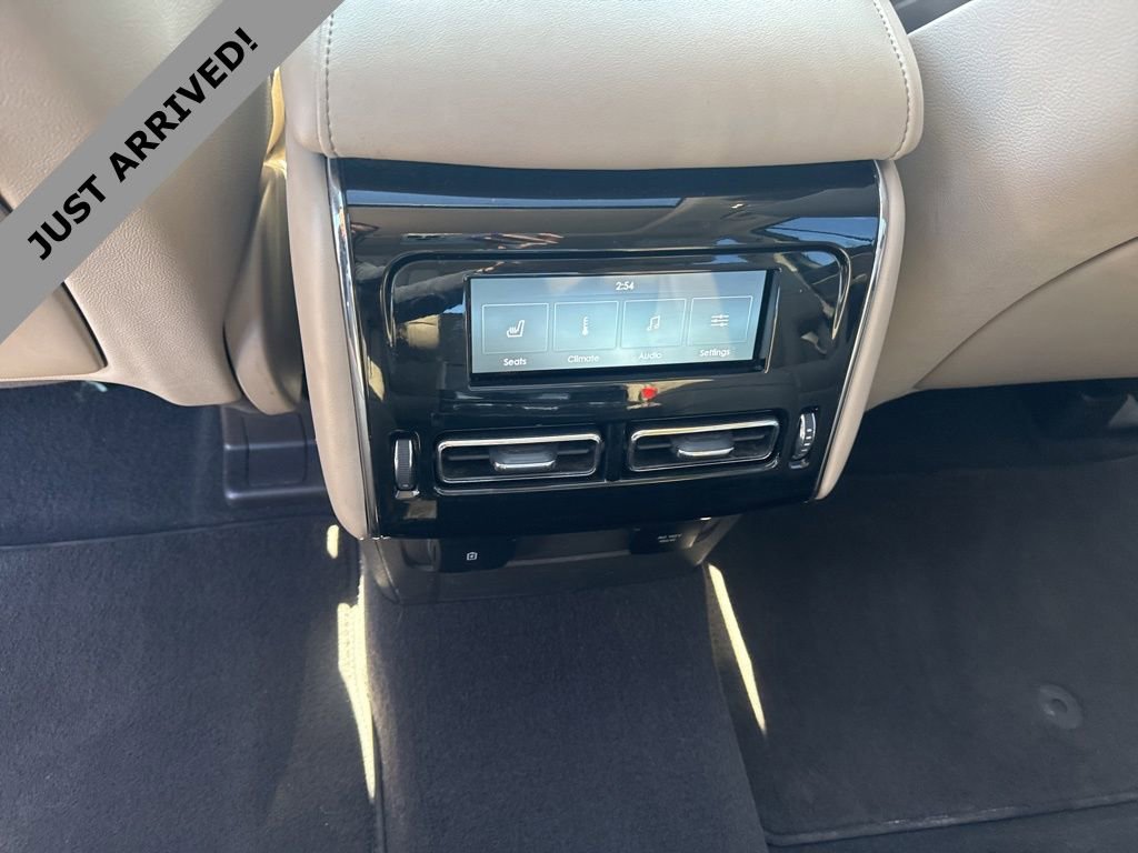 Used 2020 Lincoln Aviator Reserve w/ Equipment Group 202A image 13