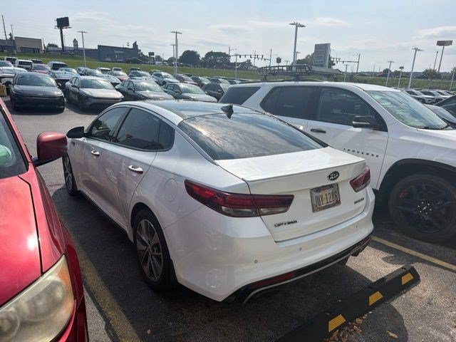 Used 2016 Kia Optima SX w/ Technology Package FWD image 3