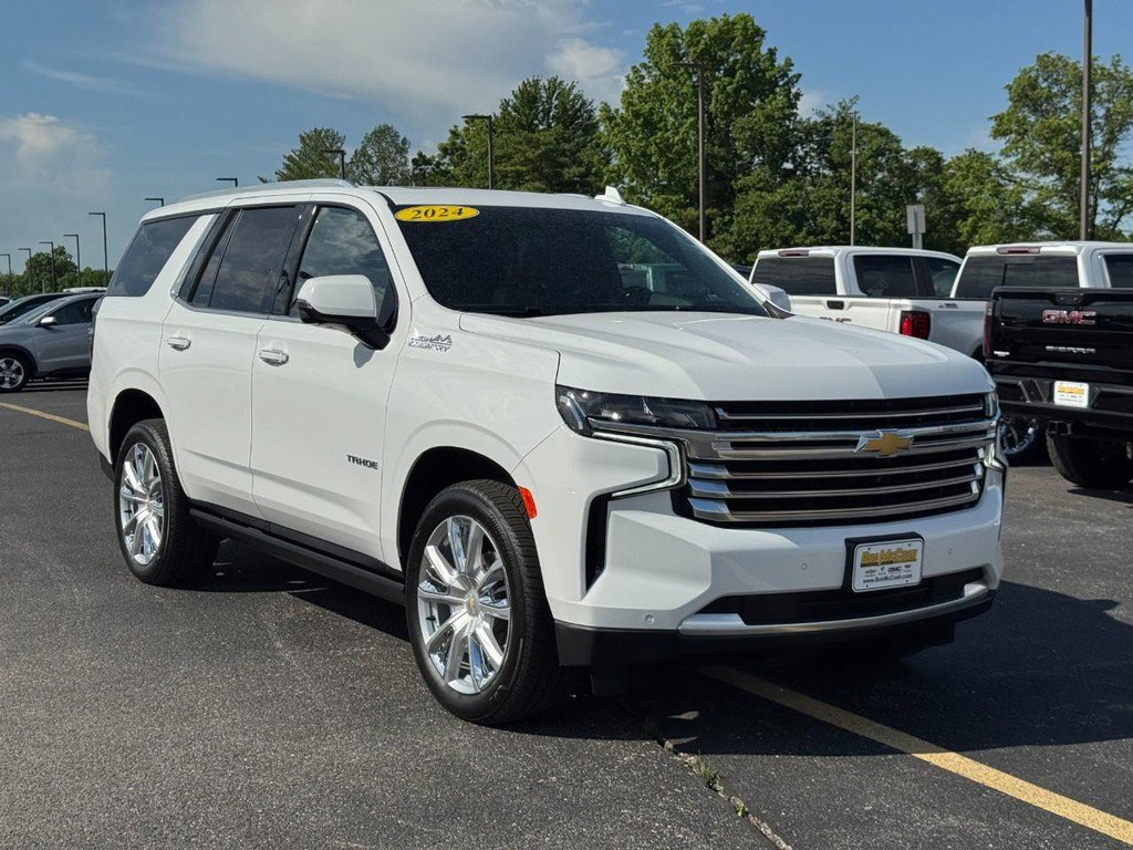 Used 2024 Chevrolet Tahoe High Country w/ Premium Package 2 AWD/4WD image 2