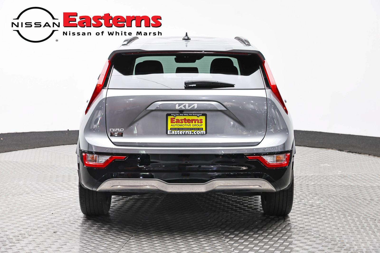 Used 2024 Kia Niro Wind w/ Wind Preserve Package FWD image 6