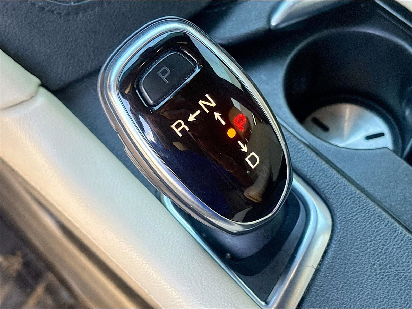 Used 2017 Cadillac XT5 Premium Luxury image 16