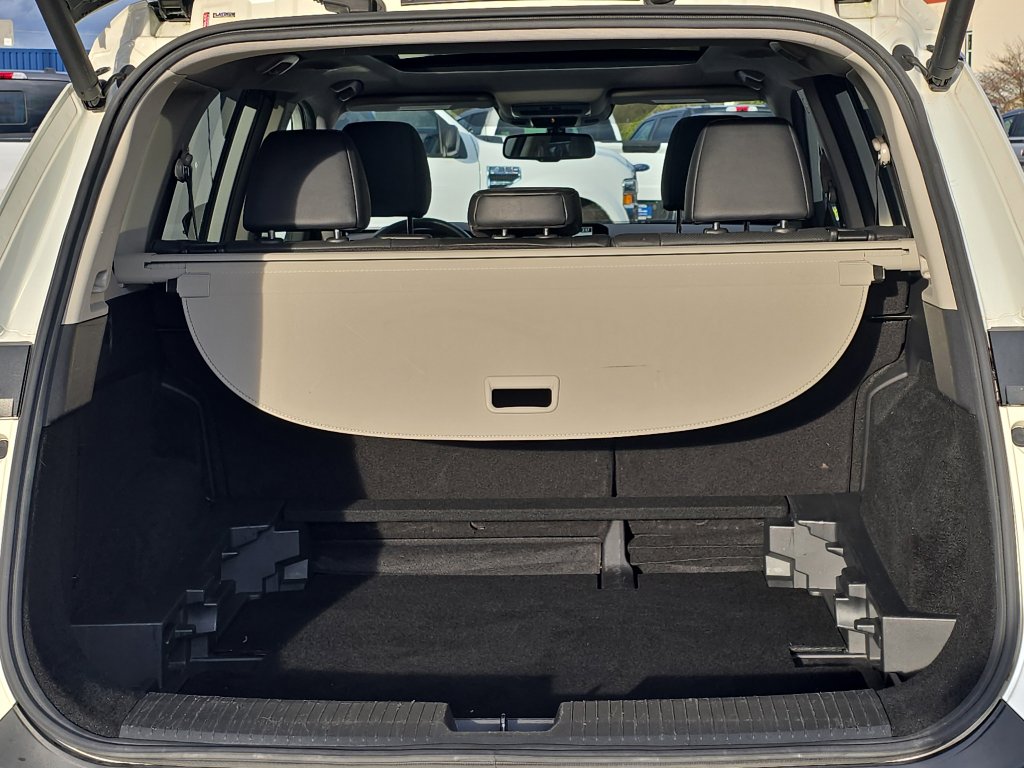 Used 2021 Nissan Rogue Platinum image 9