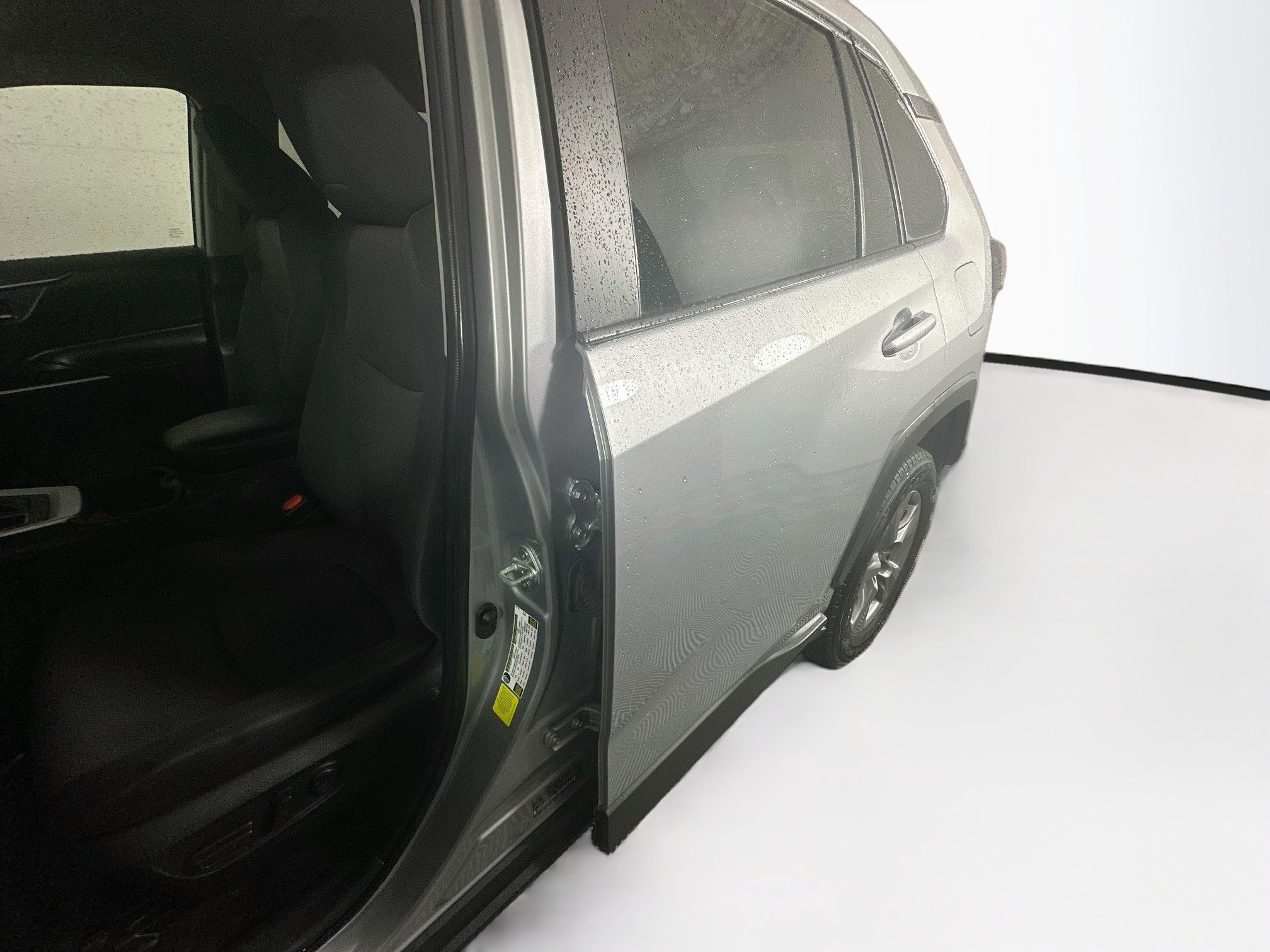 Used 2024 Toyota RAV4 XLE FWD image 12