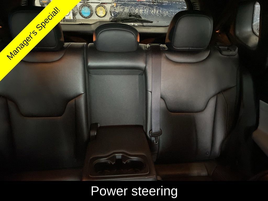 Used 2025 Jeep Compass Limited AWD/4WD image 13