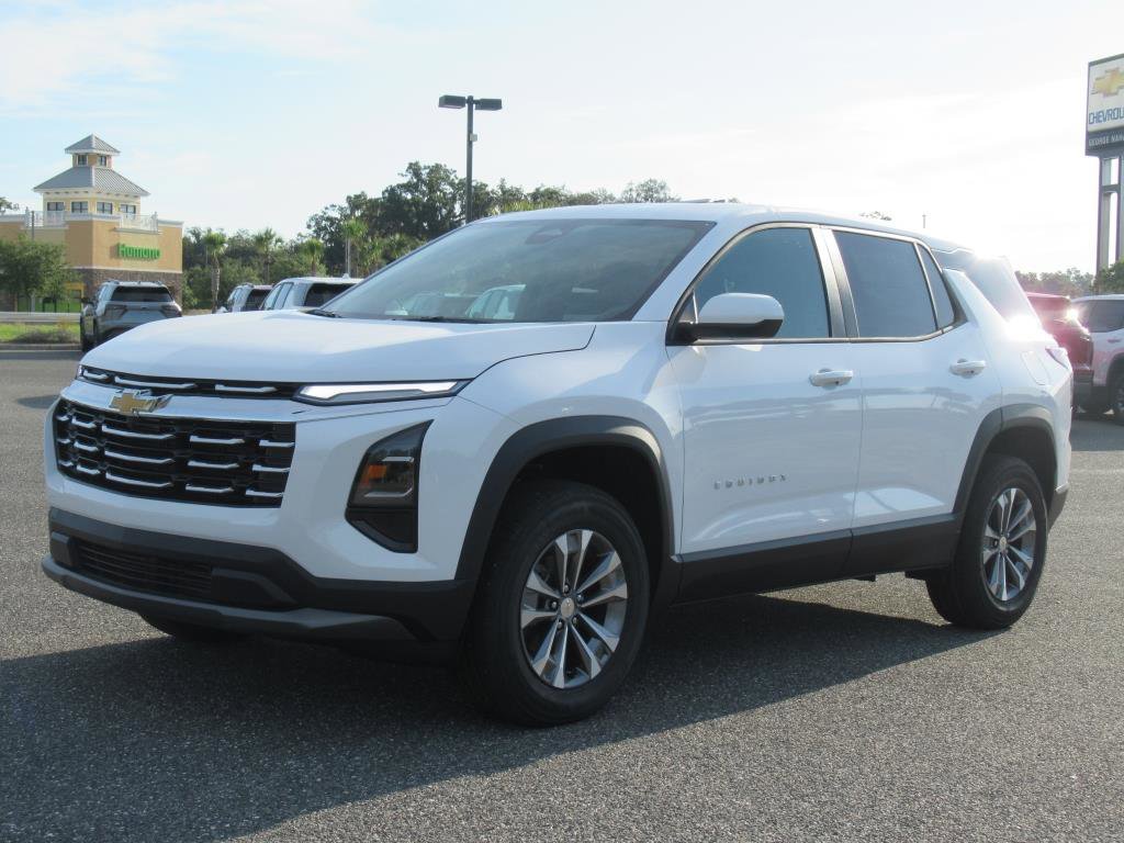 Used 2026 Chevrolet Equinox LT image 3