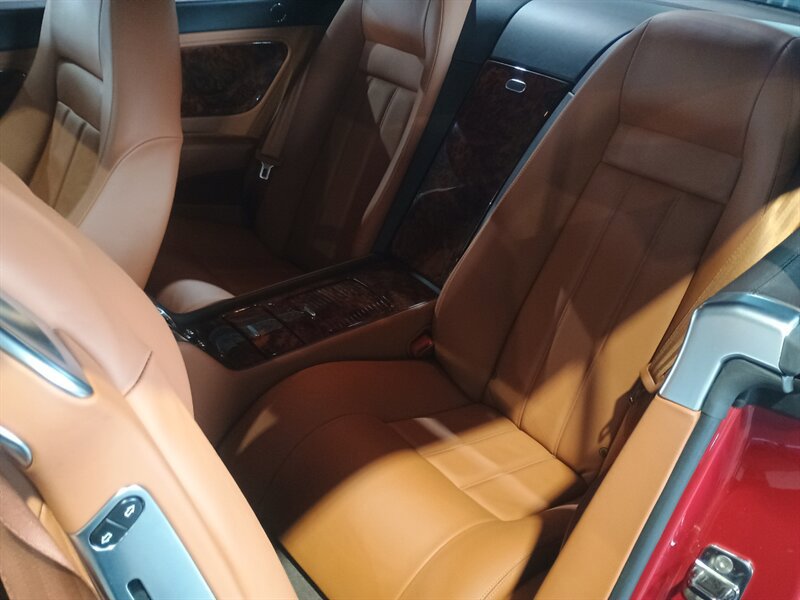 Used 2005 Bentley Continental GT AWD/4WD image 24