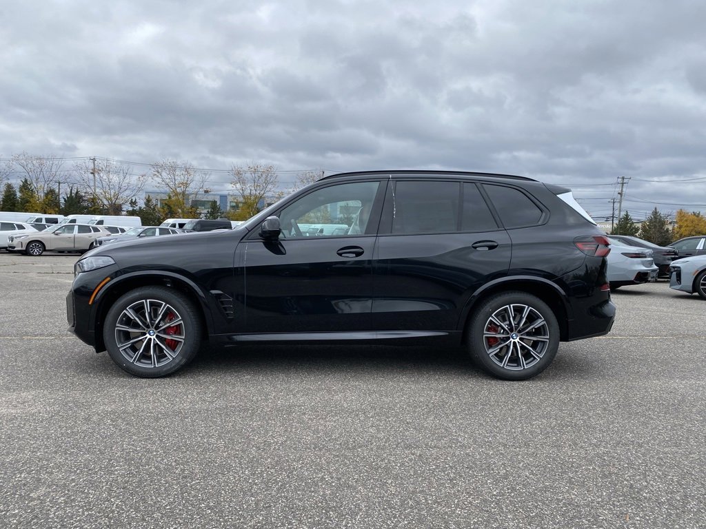 New 2026 BMW X5 M60i image 6
